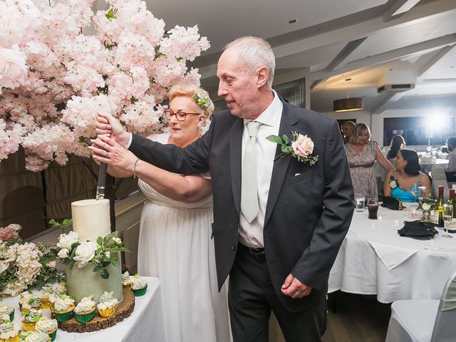Barbra and Paul&apos;s Wedding in Calverton, Nottinghamshire 57