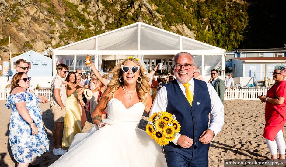 Lisa and Paul's Wedding in Newquay, Cornwall