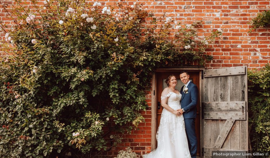 Danielle and Stephen's Wedding in Rochford, Essex