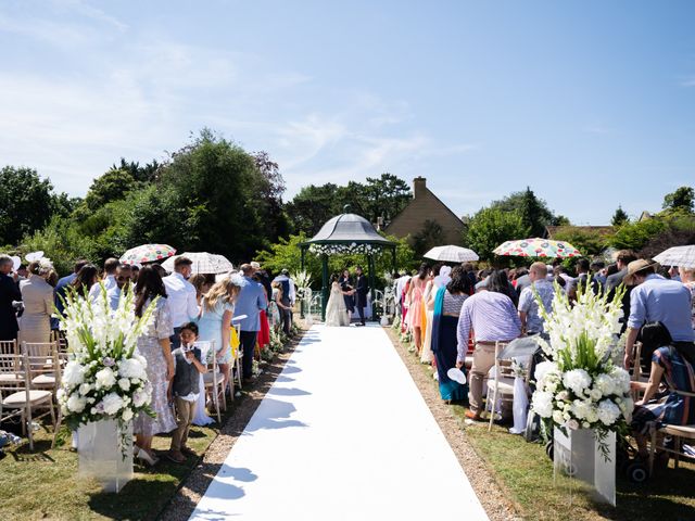 Hanif and Aleeza&apos;s Wedding in Hemel Hempstead, Hertfordshire 13