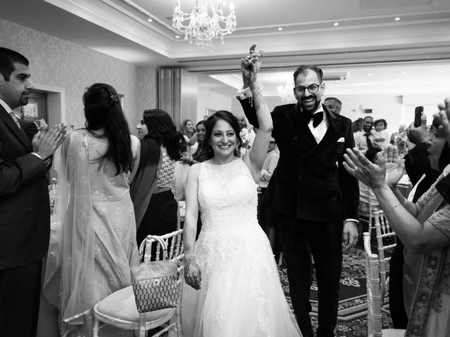 Hanif and Aleeza&apos;s Wedding in Hemel Hempstead, Hertfordshire 37