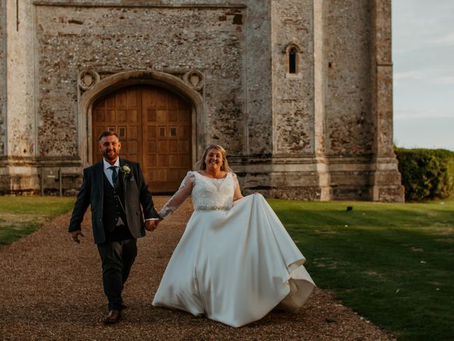 Lucy and Teejay&apos;s Wedding in King&apos;s Lynn, Norfolk 53