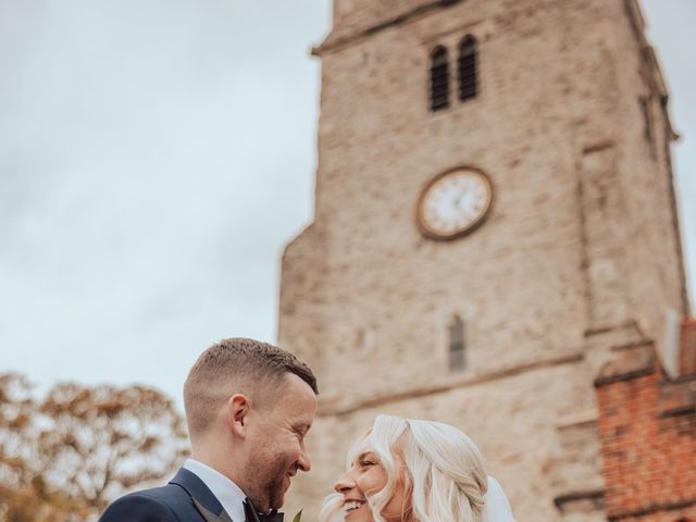 Alison and Reece's Wedding in Althorne, Essex 23