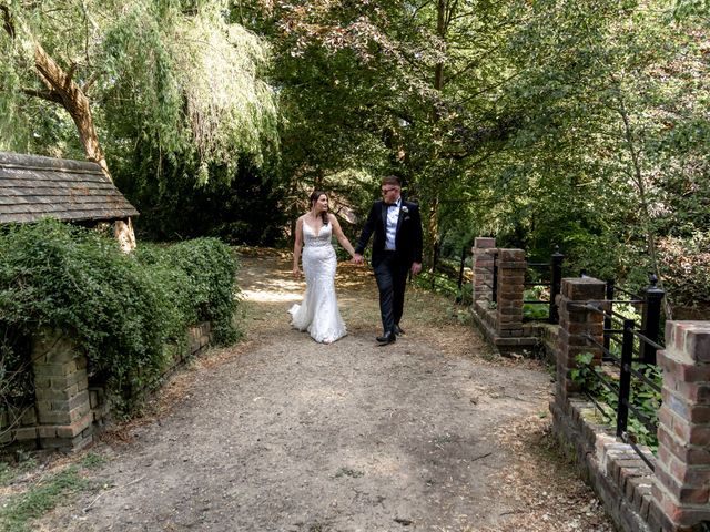 Aylish and Connor&apos;s Wedding in Battle, East Sussex 15