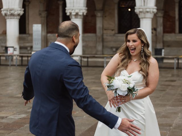 Erick and Grace's Wedding in Venice, Venice 31
