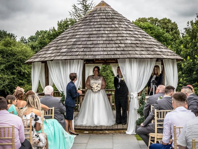 Scott  and Belinda &apos;s Wedding in Yarm, North Yorkshire 14