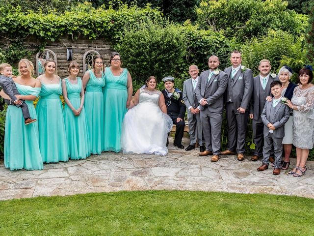 Scott  and Belinda &apos;s Wedding in Yarm, North Yorkshire 19