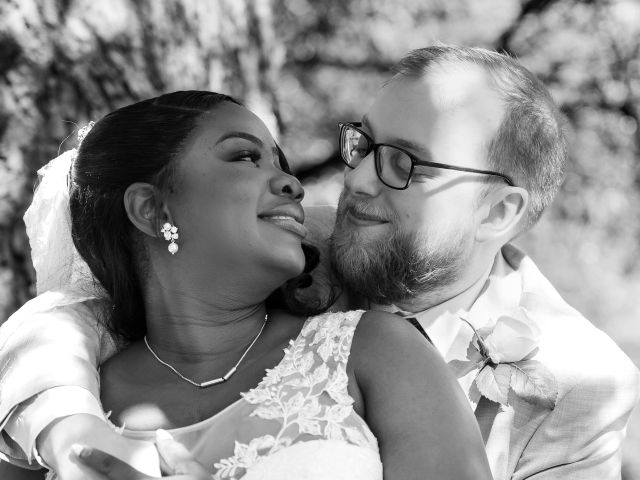 William and Heather's Wedding in Mansfield, Nottinghamshire 15