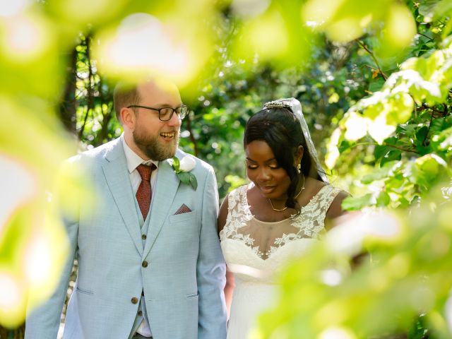 William and Heather's Wedding in Mansfield, Nottinghamshire 16