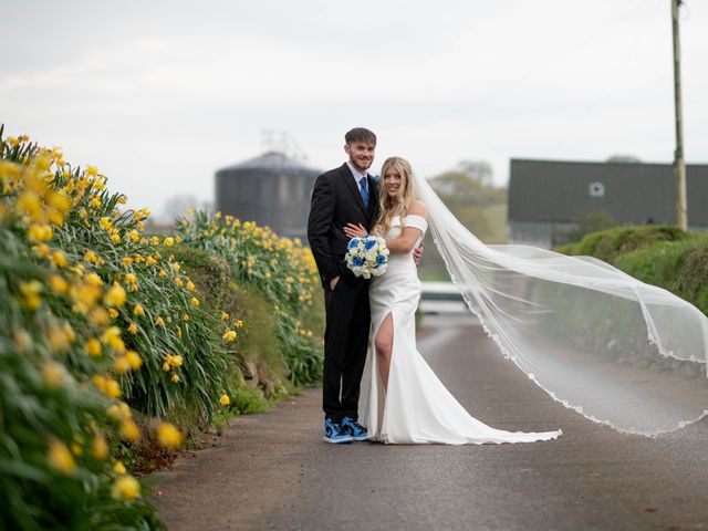 Louis and Rachel's Wedding in Bishopsteignton, Devon 9
