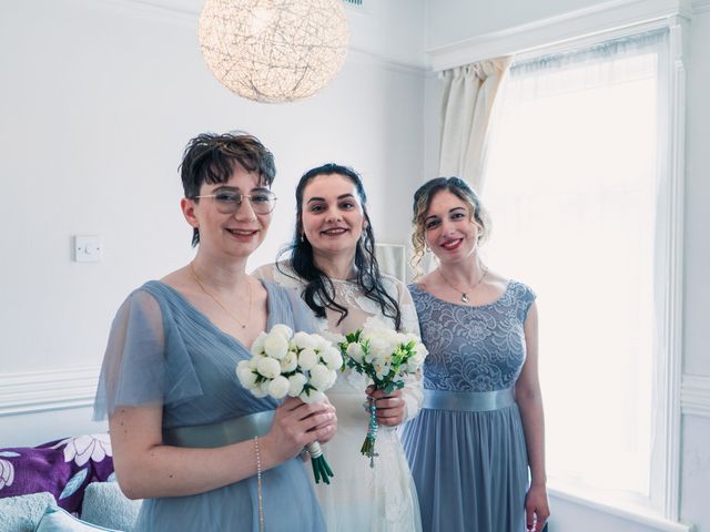 Tommaso and Lora&apos;s Wedding in Southampton, Hampshire 56