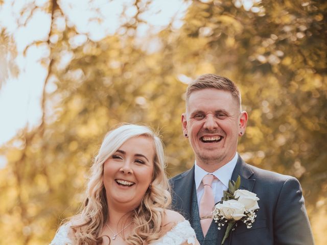 Amber and Aaron's Wedding in Rochford, Essex 17