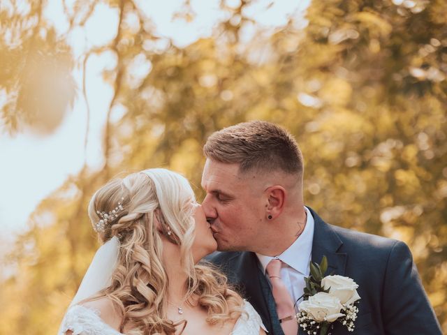 Amber and Aaron's Wedding in Rochford, Essex 18