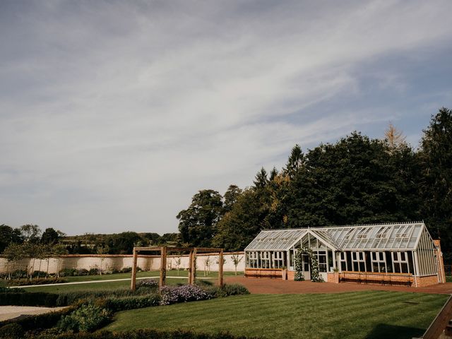 Jess and Edd&apos;s Wedding in Salisbury, Wiltshire 5