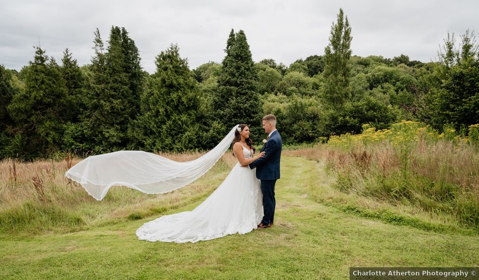 Scott and Beth's Wedding in Liskeard, Cornwall