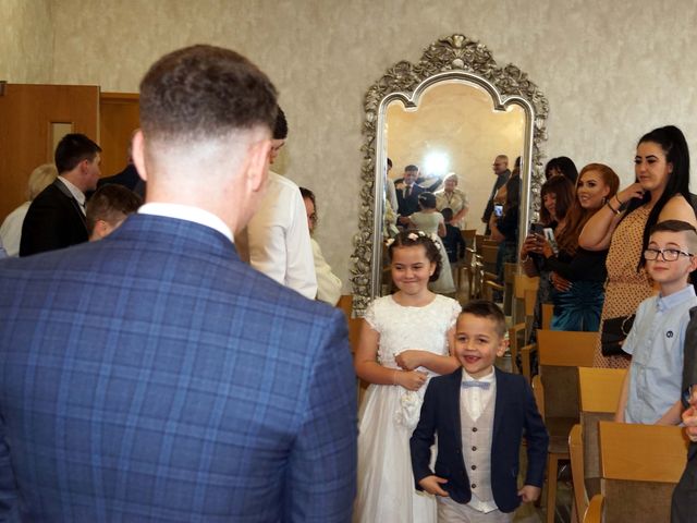 Darrell and Chelsea&apos;s Wedding in Salford, Greater Manchester 20