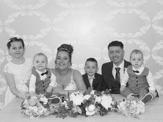 Darrell and Chelsea&apos;s Wedding in Salford, Greater Manchester 29