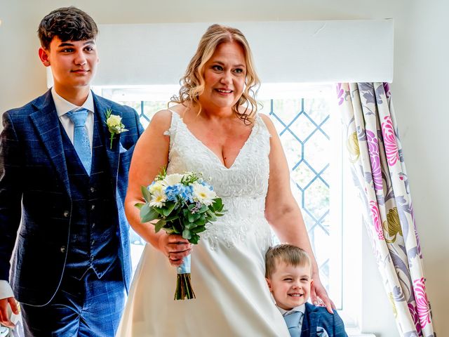 Mark and Michelelle's Wedding in Bedford, Bedfordshire 19