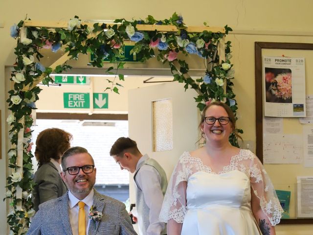 Martyn and Hannah&apos;s Wedding in Sittingbourne, Kent 23