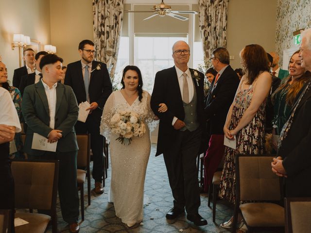 Mike and Charlotte&apos;s Wedding in Bedford, Bedfordshire 11