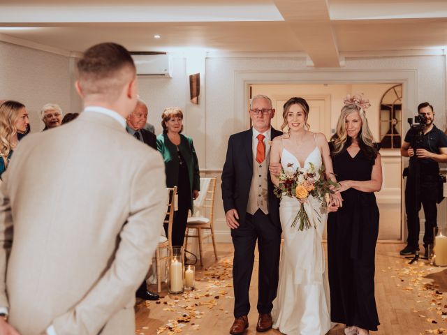 Amber and Nick's Wedding in Woodbridge, Suffolk 11