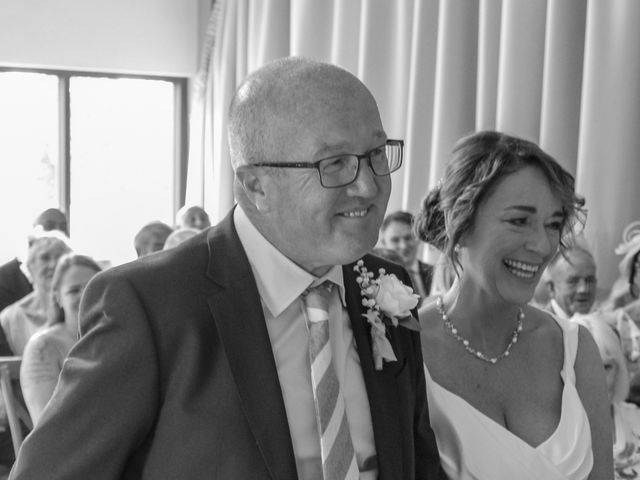 Roger and Helen&apos;s Wedding in Poulton Le Fylde, Lancashire 4