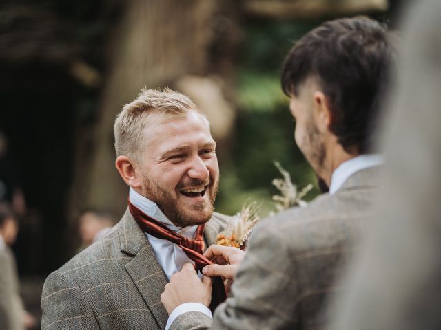 Connor and Libbie&apos;s Wedding in Tonbridge, Kent 8