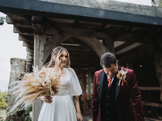 Connor and Libbie&apos;s Wedding in Tonbridge, Kent 14