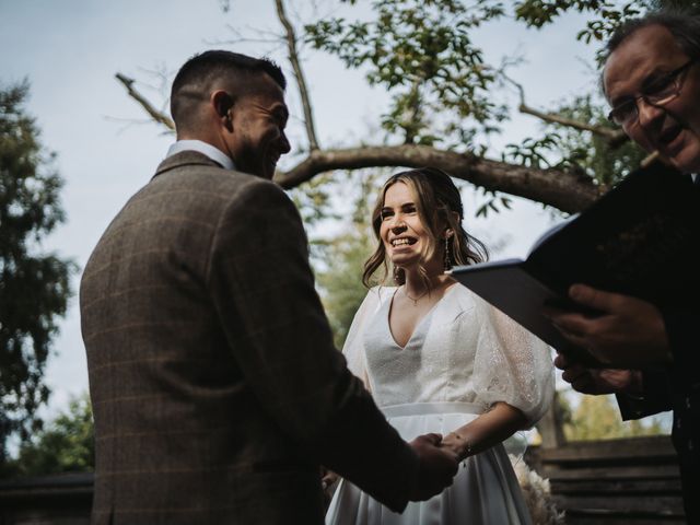 Connor and Libbie&apos;s Wedding in Tonbridge, Kent 29