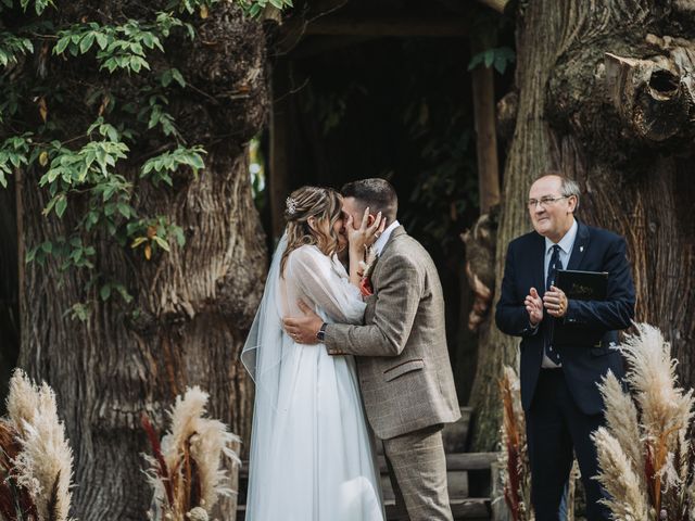 Connor and Libbie&apos;s Wedding in Tonbridge, Kent 34