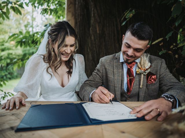 Connor and Libbie&apos;s Wedding in Tonbridge, Kent 39