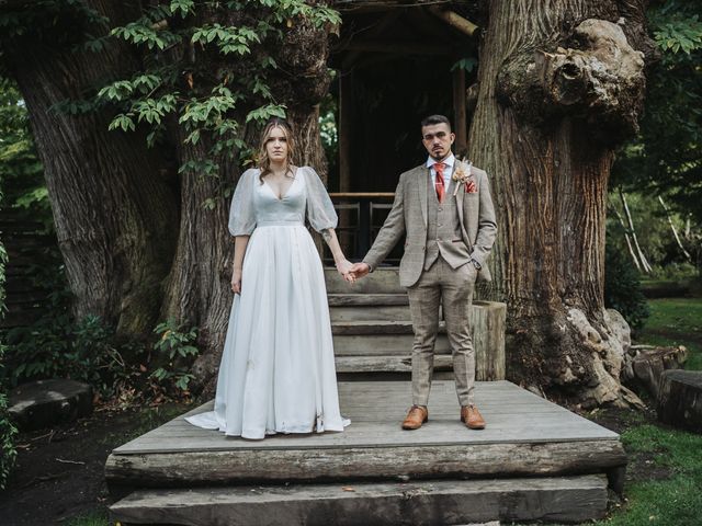 Connor and Libbie&apos;s Wedding in Tonbridge, Kent 57