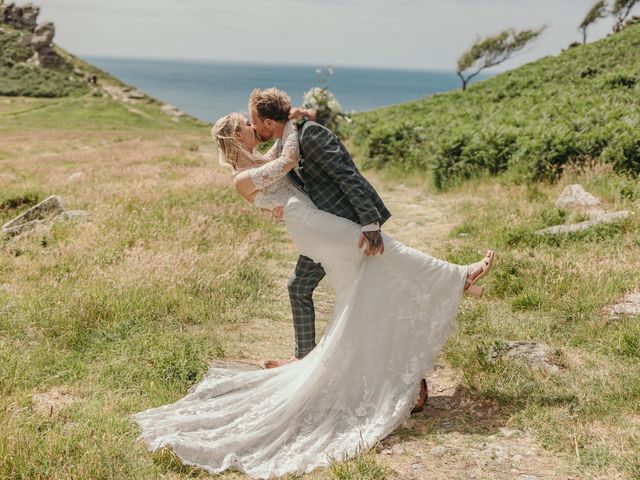 Shane and Sarah&apos;s Wedding in Lynton, Devon 14