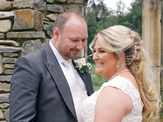 William and Carolyn&apos;s Wedding in Lisburn, Co Down 16