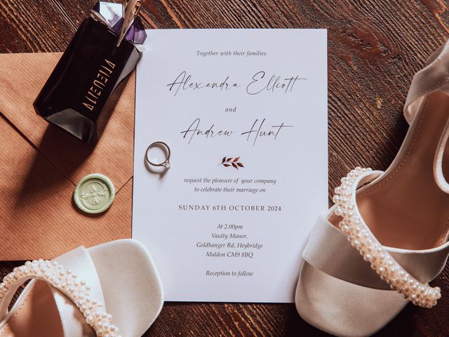 Alex and Andy's Wedding in Goldhanger, Essex 3