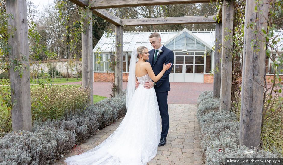 Ben and Hannah's Wedding in Salisbury, Wiltshire