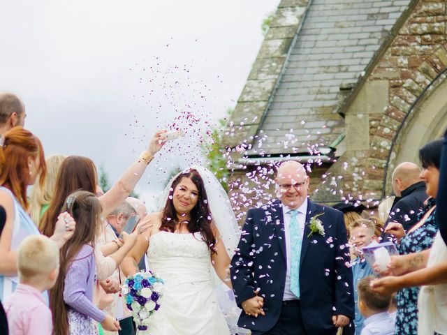 Chris and Laura&apos;s Wedding in Gloucester, Gloucestershire 3