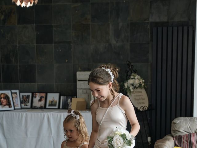 Steven and paige's Wedding in Hull, East Riding of Yorkshire 20
