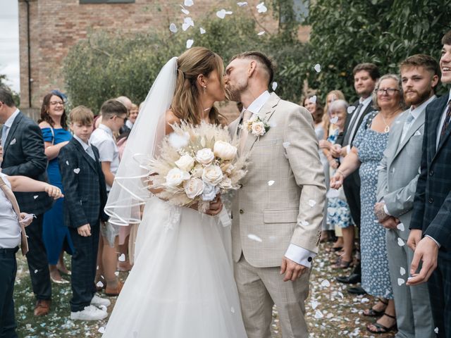 Steven and paige's Wedding in Hull, East Riding of Yorkshire 25