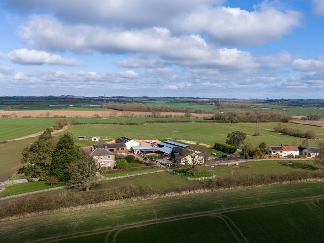 Jack and Beth&apos;s Wedding in Royston, Cambridgeshire 3