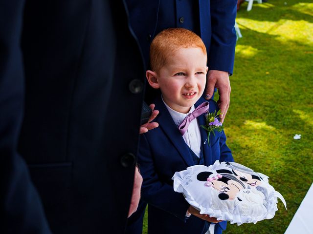 Keelan and Samantha&apos;s Wedding in Wellingborough, Northamptonshire 12