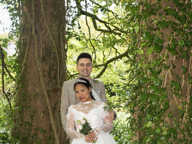 Jonathan and Mimi&apos;s Wedding in Bridport, Dorset 9