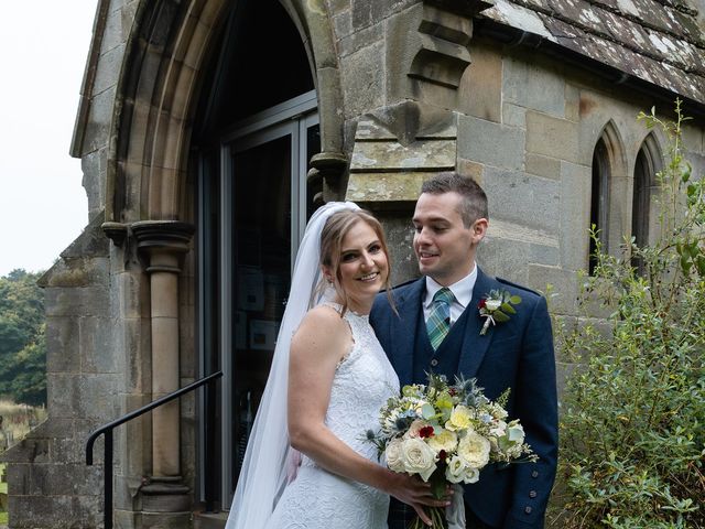 Iain and Kayleigh&apos;s Wedding in Edinburgh, Lothian &amp; Borders 15