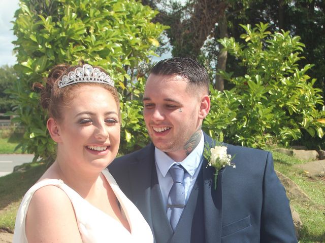 Dan and Katie&apos;s Wedding in Malpas, Cheshire 7
