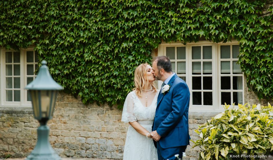 Paul and Cate's Wedding in Tetbury, Gloucestershire