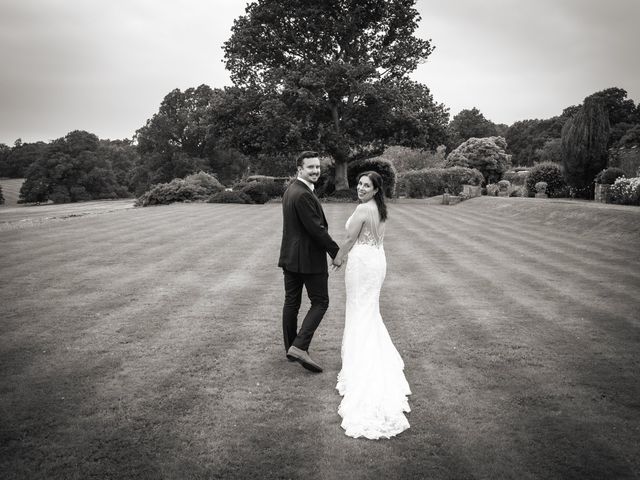 Oliver and Isabel&apos;s Wedding in Wadhurst, East Sussex 22