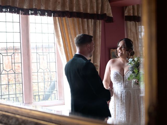 Dan and Alex&apos;s Wedding in Cheshire, Cheshire 14