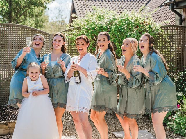 Harry and Donna's Wedding in Whitchurch, Hampshire 4