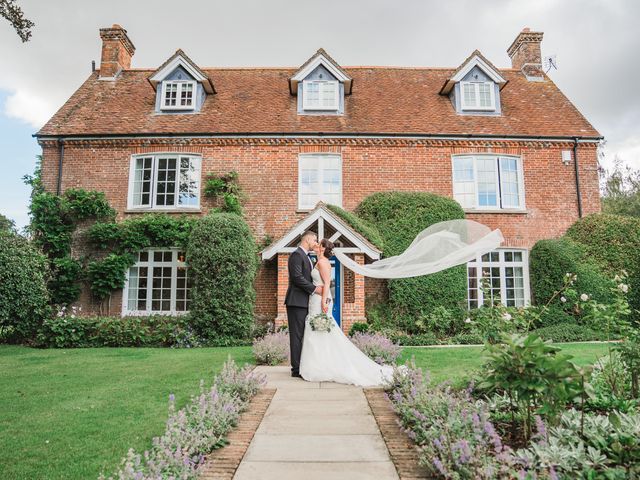 Harry and Donna's Wedding in Whitchurch, Hampshire 11