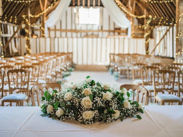 Harry and Donna's Wedding in Whitchurch, Hampshire 16